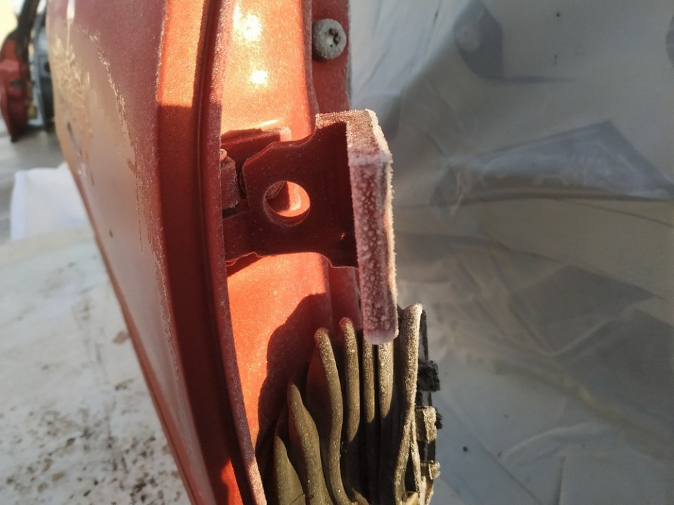 Audi A4 1996 Takaoven alasarana - TAKANA