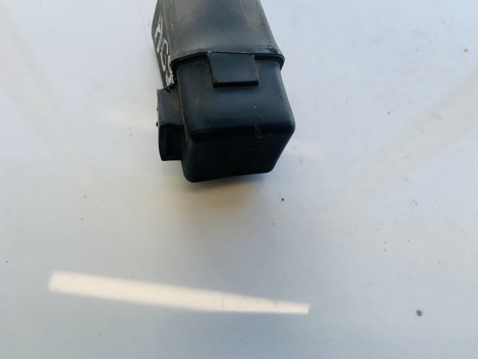 368602A850 368602A850 Glow plug relay Hyundai ix35 2014 1.7L 27EUR