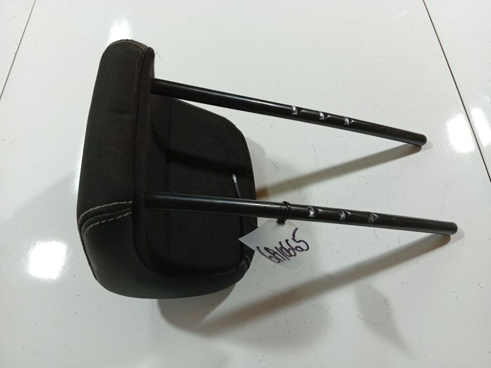 Renault Laguna 2012 Seat headrest - Thumbnail 3