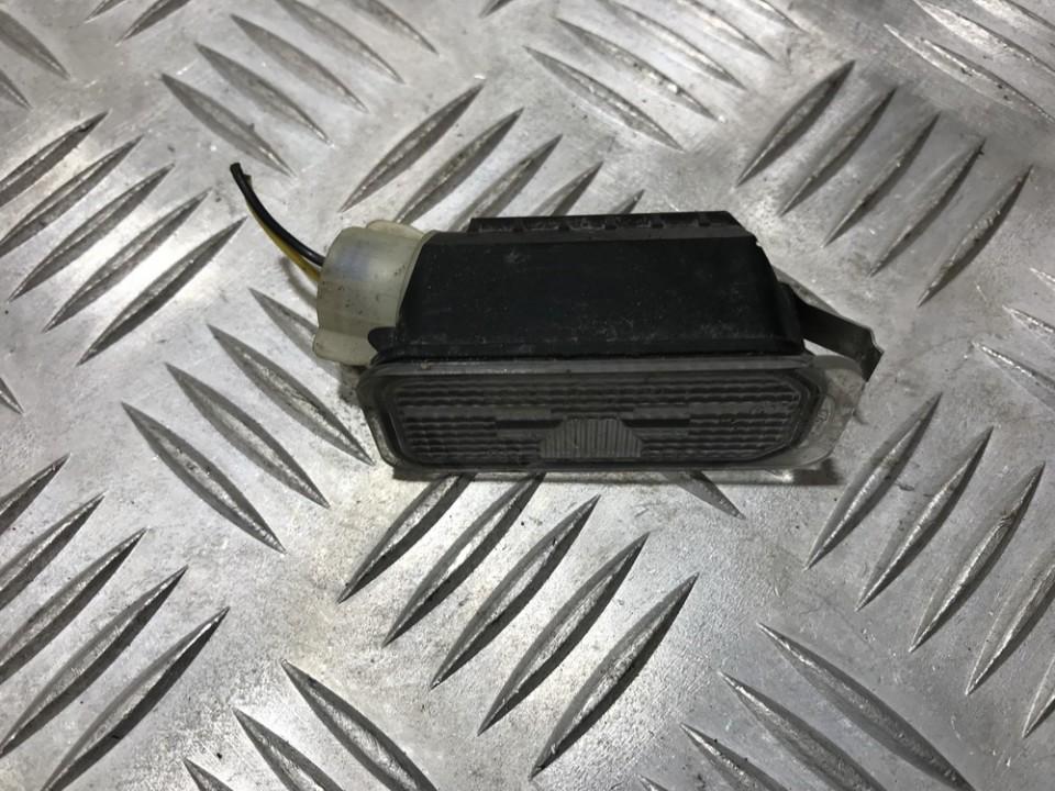 6M2A13550AC Ford C-MAX 2016 Oświetlenie tablicy rejestracyjnej - TYLNE