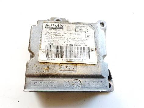 61830400 Citroen DS3 2011 Блок управления AIR BAG