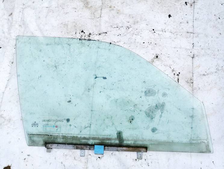 43R001352 Volkswagen Passat 1996 Door-Drop Glass - FRONT RIGHT