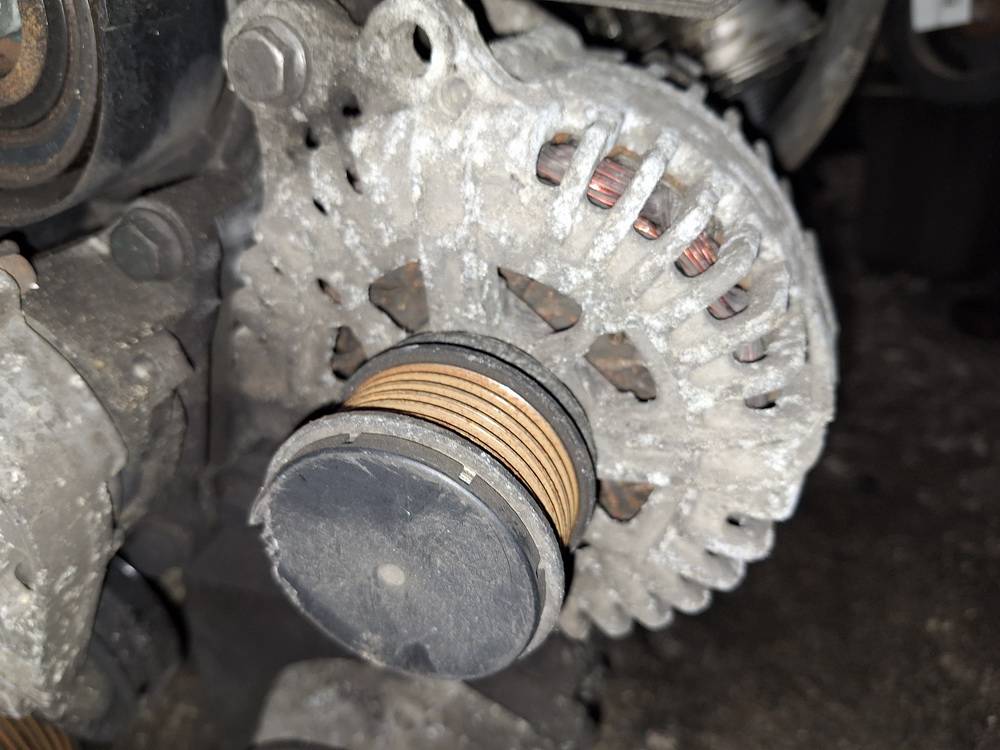 06F903023C Audi A3 2004 Alternador - Thumbnail 2