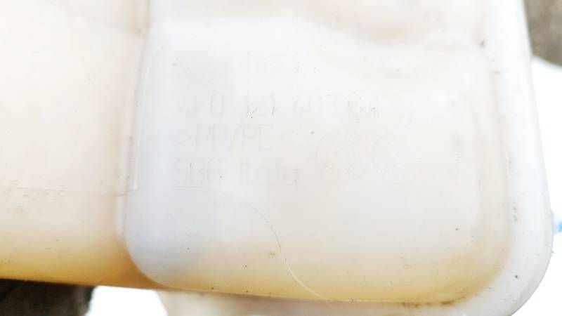 4F0121403 Audi A6 2005 Expansion Tank coolant (RADIATOR EXPANSION TANK BOTTLE ) - Thumbnail 3