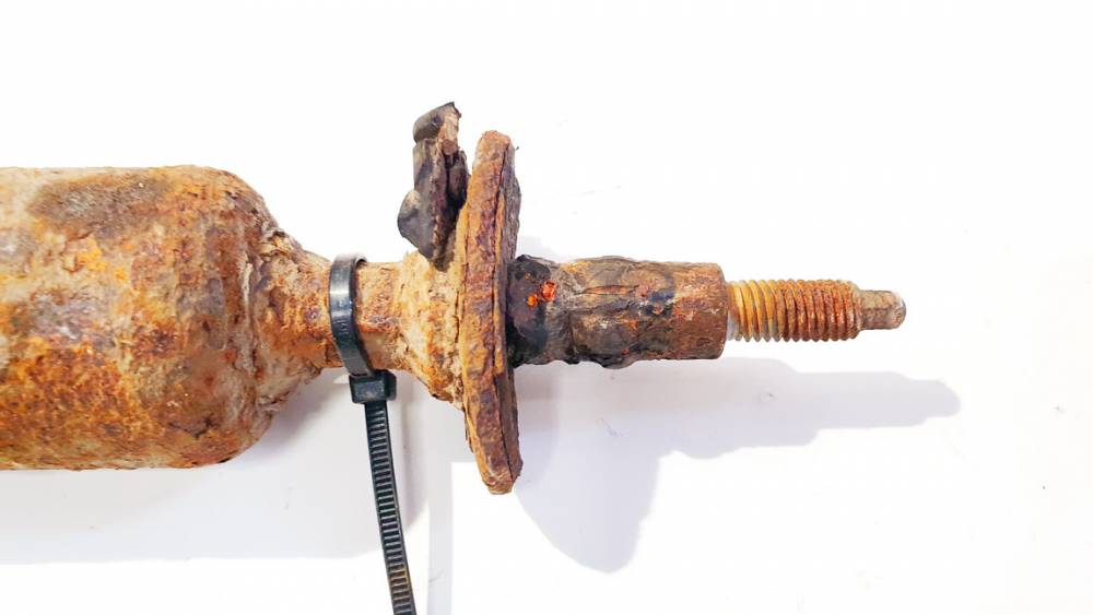 BMW 1-Series 2005 Shock Absorber - Suspension Strut Assembly - REAR LEFT - Thumbnail 3