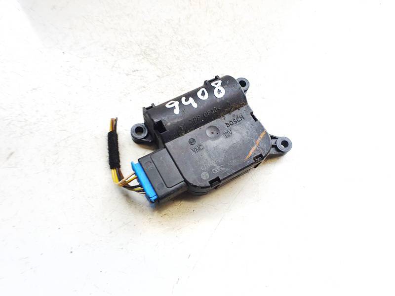 0132801362 Volkswagen Passat 2013 Heater Vent Flap Control Actuator Motor - Thumbnail 2