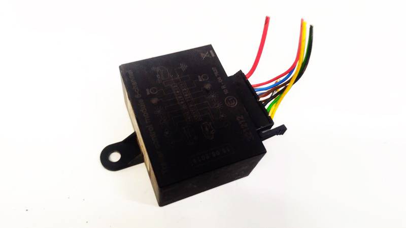 E110R047537 Toyota Highlander 2012 Other computers