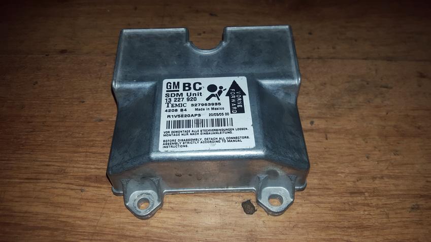 13227920BC Opel Astra 2006 Airbag crash sensors module