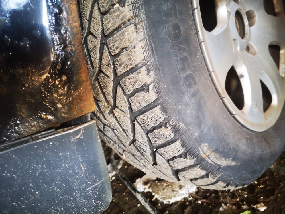 5X112 Audi A4 2003 Liettuan renkaiden komplekti R15 - Thumbnail 5