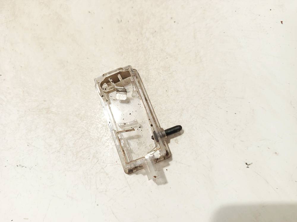 63318364920 BMW 3-Series 2002 Sisätilan lamppu - Thumbnail 3