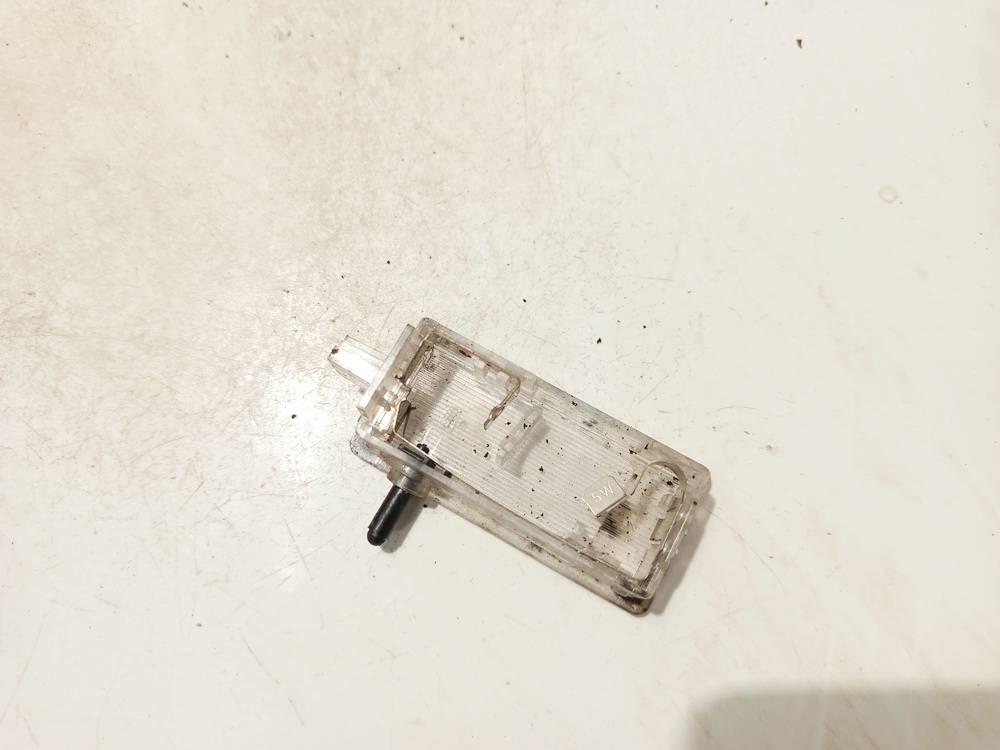 63318364920 BMW 3-Series 2002 Sisätilan lamppu - Thumbnail 2