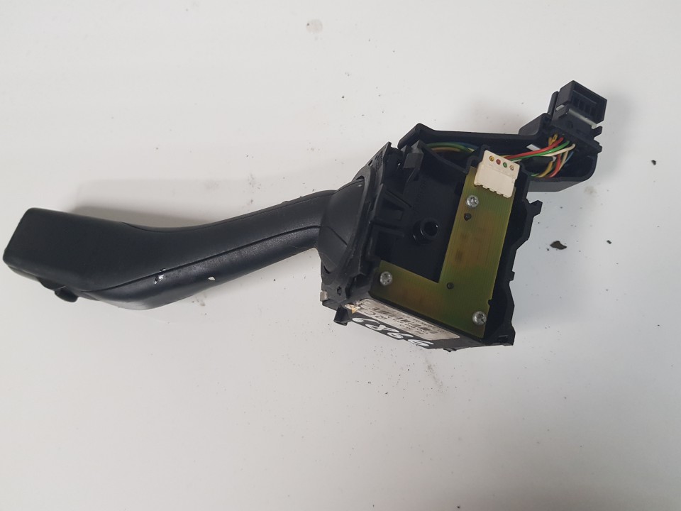 1K0953513A Volkswagen Golf 2003 Indicator Switch (Light Stalk) - Thumbnail 3