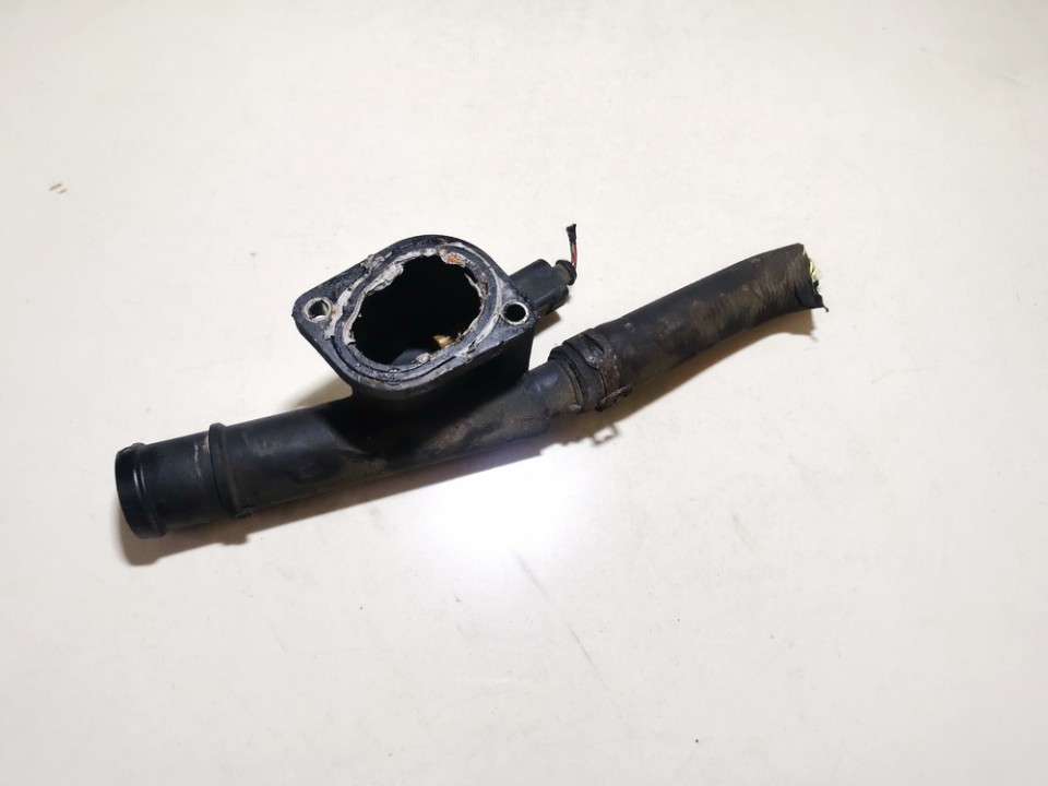 038121132G Skoda Octavia 2007 Thermostat Housing (Flange)