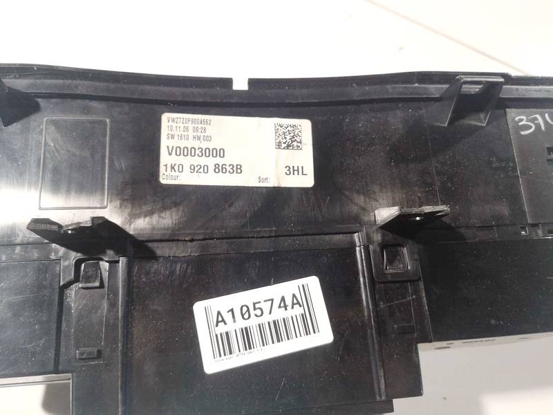 1K0920863B Volkswagen Jetta 2007 Spidometras - prietaisu skydelis - Thumbnail 3