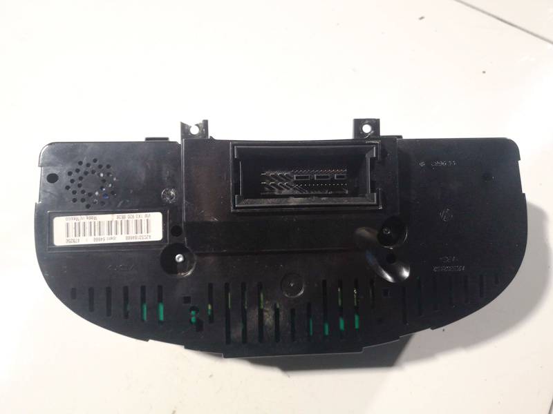 1K0920863B Volkswagen Jetta 2007 Spidometras - prietaisu skydelis - Thumbnail 2