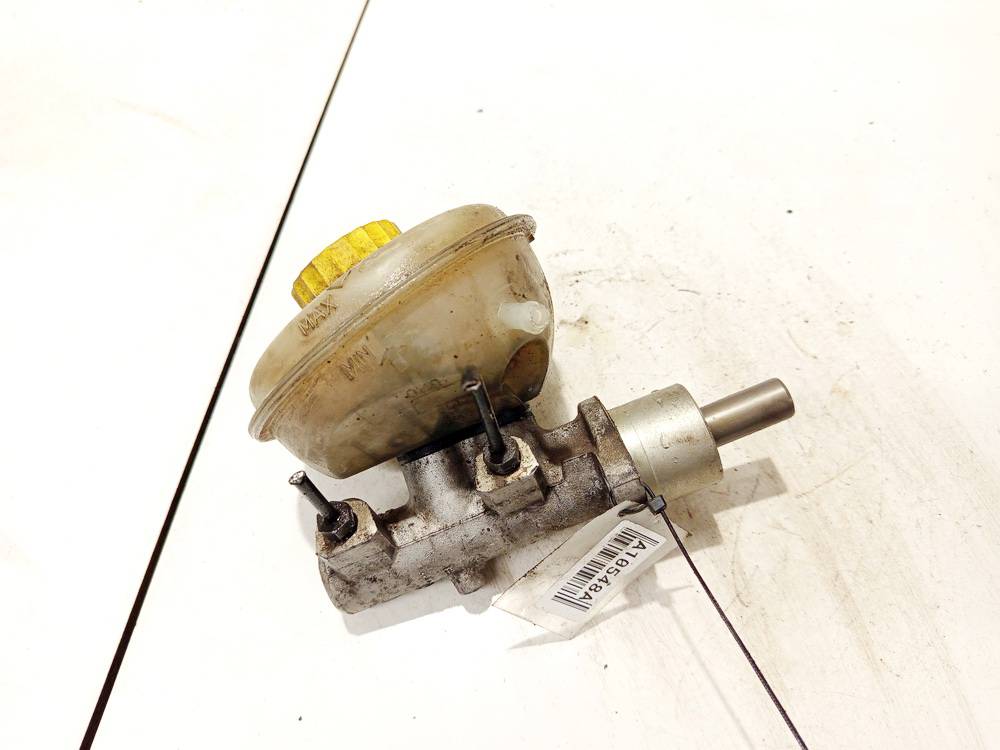 4D0611351 Audi A6 1996 Pagrindinis stabdziu cilindras - Thumbnail 2