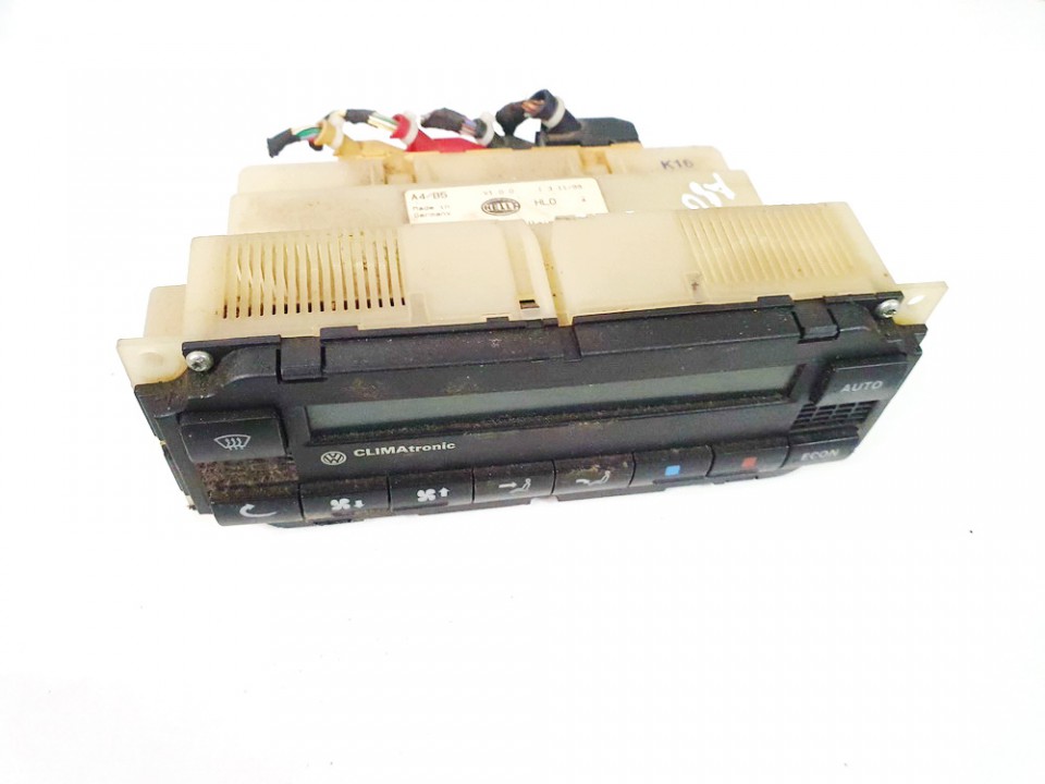 3B1907044B Volkswagen Golf 1999 Climate Control Panel (heater control switches)