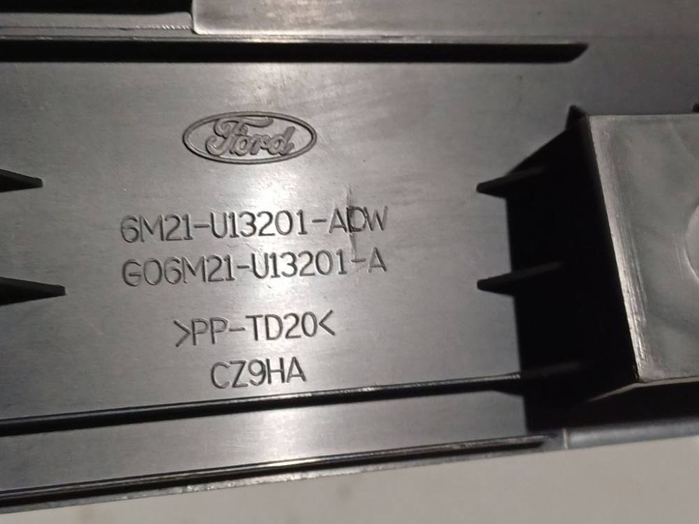 6M21U13201ADW Ford S-Max 2006 Salona apdare (plastmasas) - Thumbnail 3