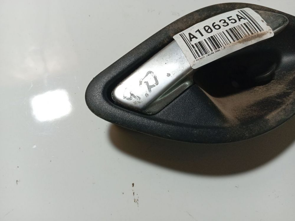 98007101 Renault Laguna 2003 Door Handle Interior - REAR RIGHT - Thumbnail 2