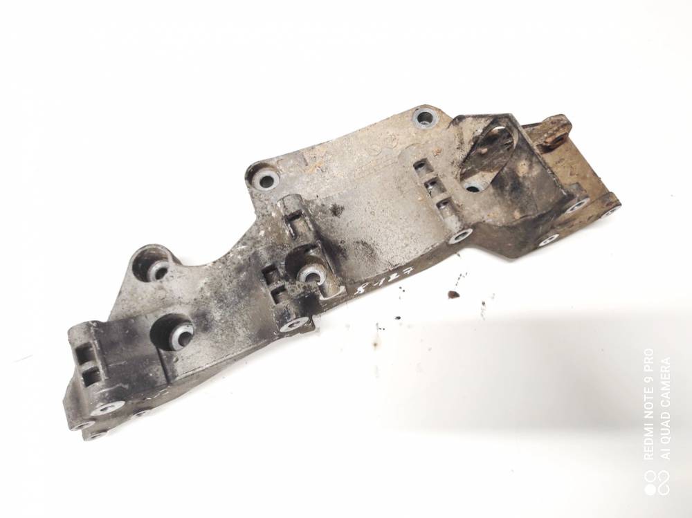 R045903143C Audi A3 2002 Кронштейн двигателя и Кронштейн коробка передач - Thumbnail 3