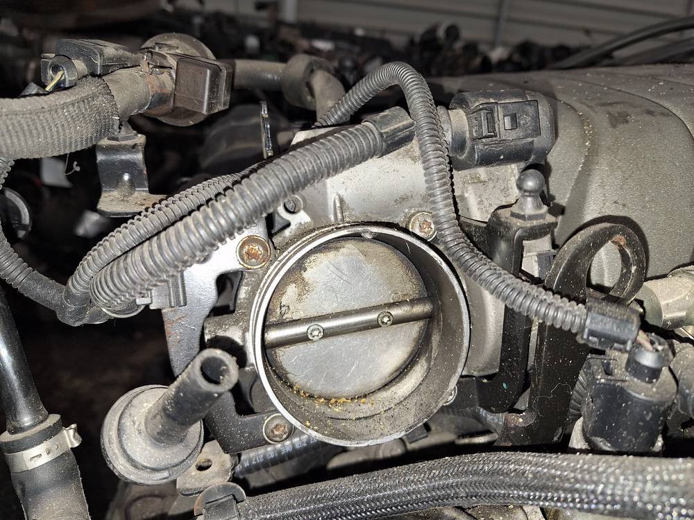 078133062C Audi A6 2005 CAJA MARIPOSA, VÁLVULA DE MARIPOSA (USADAS)