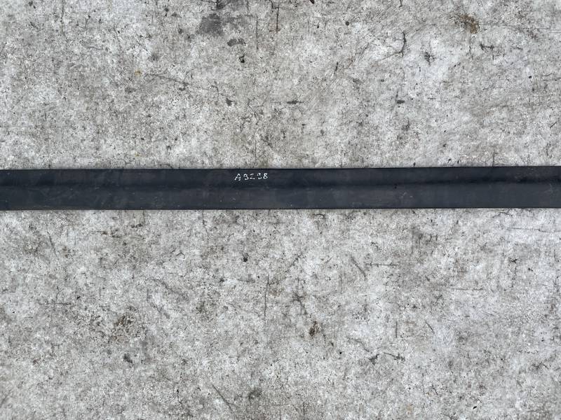 090597597 Opel Zafira 2000 Door handle tailgate boot trim strip cover - REAR