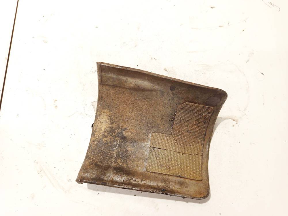 4D0407722 Volkswagen Passat 1997 Shaft Guard Plate Cover - FRONT RIGHT - Thumbnail 2