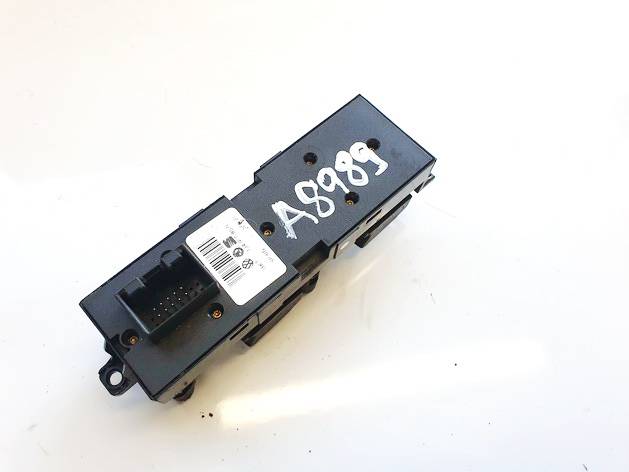 1J4959857C Skoda Superb 2003 Przycisk sterowania szybą (przyciski podnoszenia szyby) - Thumbnail 3