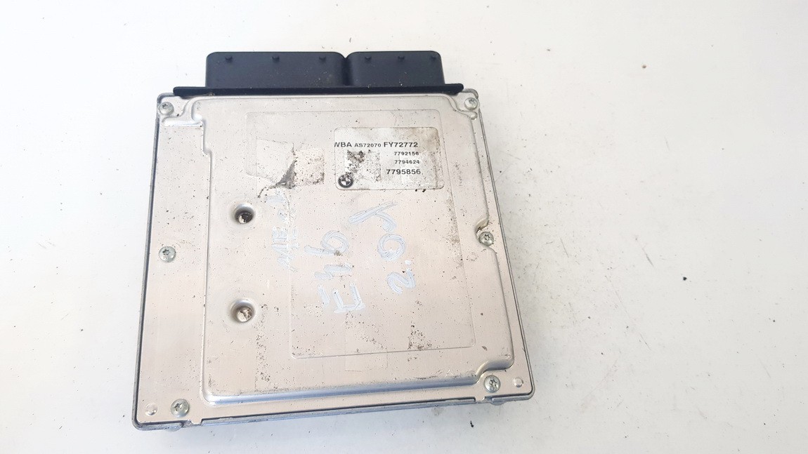 0281011122 BMW 3-Series 2001 Variklio kompiuteris