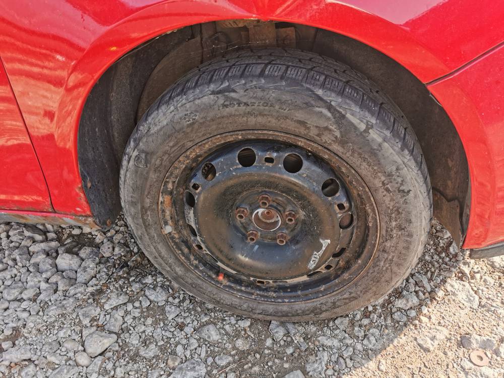 5X100 Skoda Roomster 2008 Tin ring set R16 - Thumbnail 3