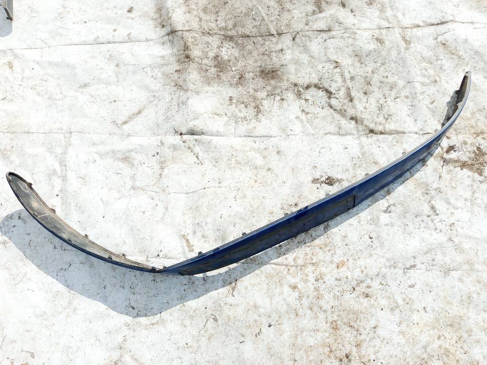 1T0807719 Volkswagen Touran 2006 Puskurin muovilista - EDESSÄ VASEMMALLA