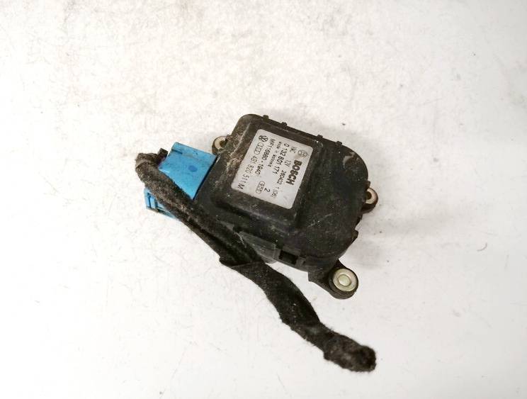 4B1820511M Audi A6 1999 Heater Vent Flap Control Actuator Motor