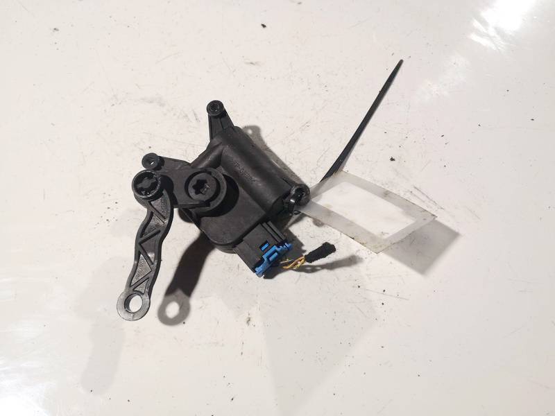 0132801341 Volkswagen Jetta 2007 Actionneur moteur volet ventilateur chauffage - Thumbnail 2