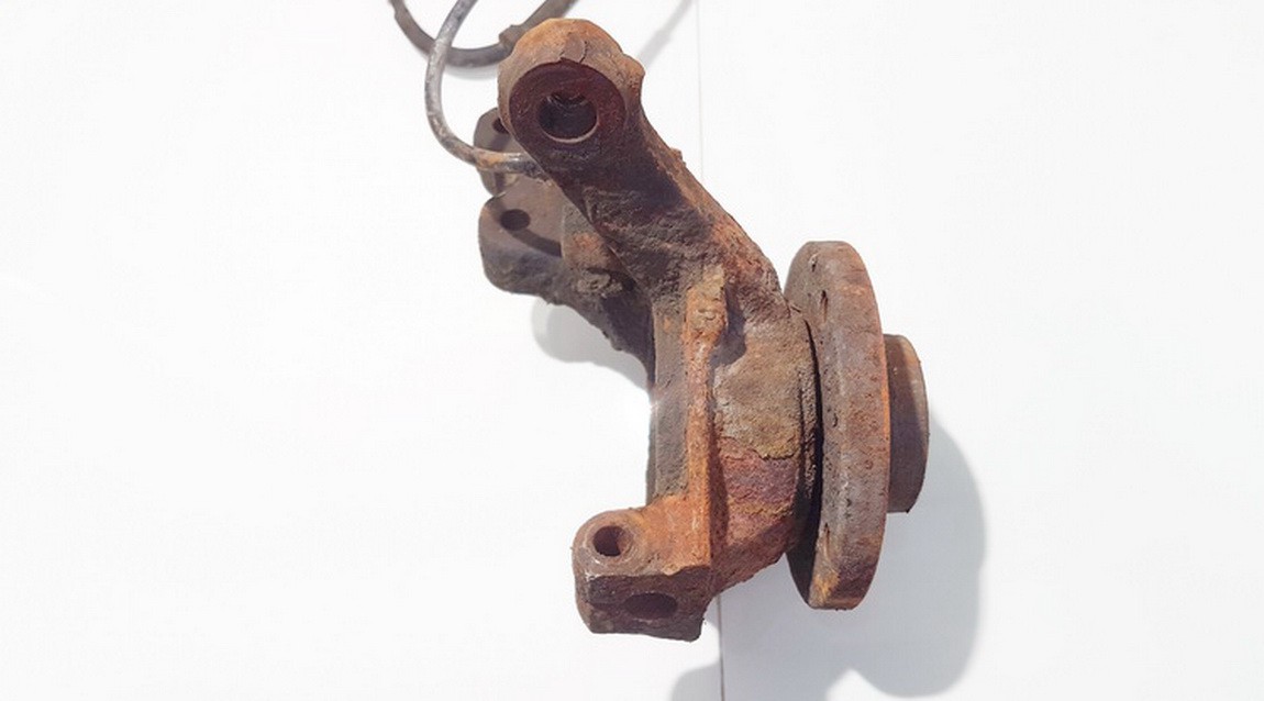 Renault Clio 2002 Steering knuckle - FRONT RIGHT - Thumbnail 2