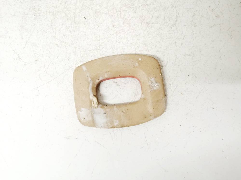 332253005 Ford Focus 2005 Wykończenie wnętrza (plastikowe elementy)