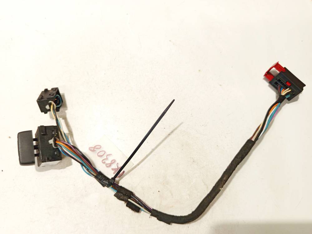 9647058177 Peugeot 407 2004 Przycisk sterowania fotela