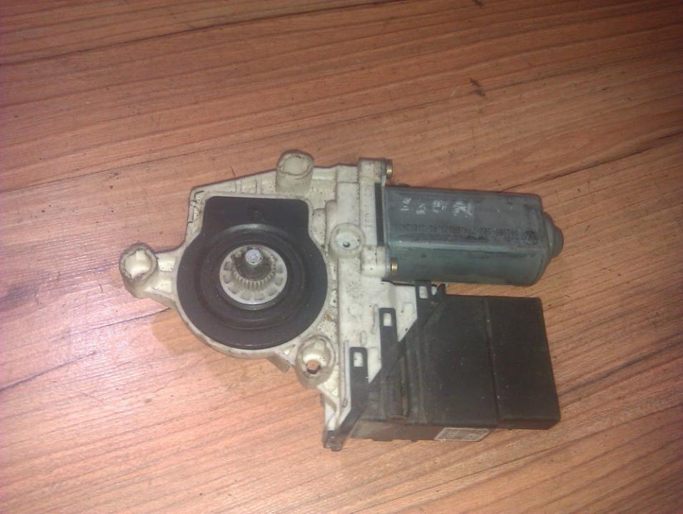 1C0959811A Volkswagen Golf 2002 Window Motor - REAR LEFT