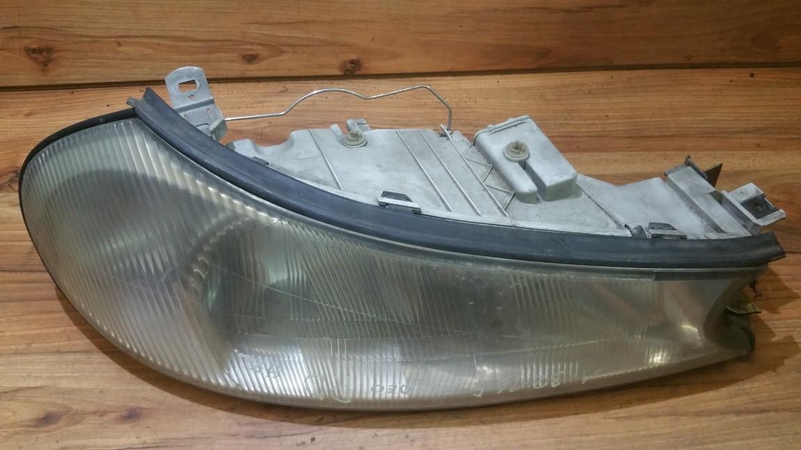 1305235323 Ford Mondeo 1997 Lampa  - PRZEDNIE PRAWE