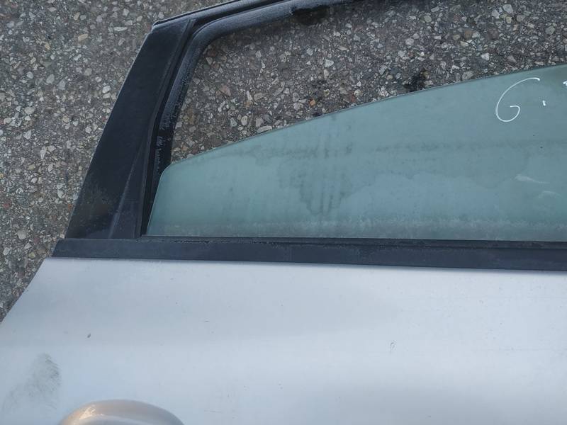 Volkswagen Passat 1997 Glass Trim Molding-weatherstripping - REAR RIGHT - Thumbnail 3