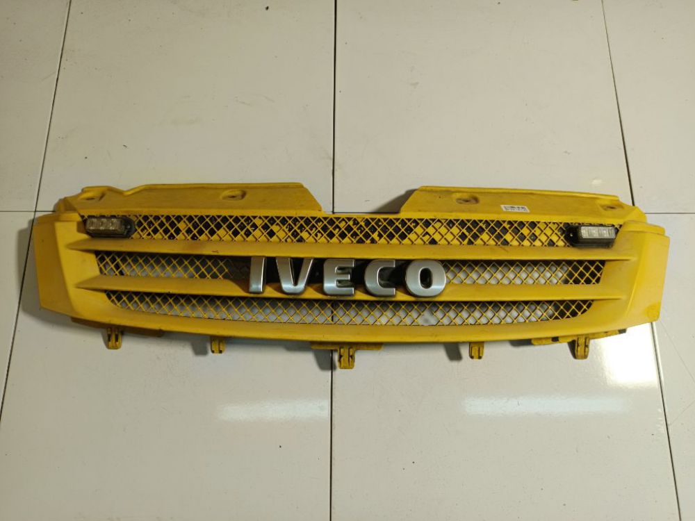 Iveco Daily 2007 Rejilla delantera