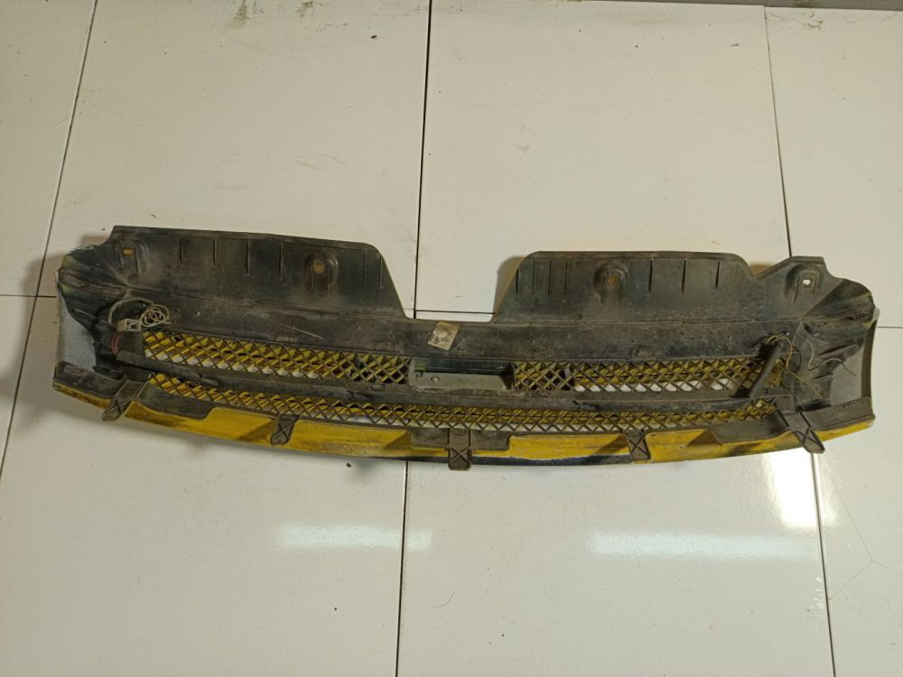 Iveco Daily 2007 Rejilla delantera - Thumbnail 4