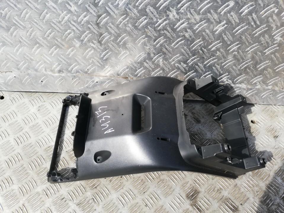 30672195 Volvo S80 2008 Interior trim