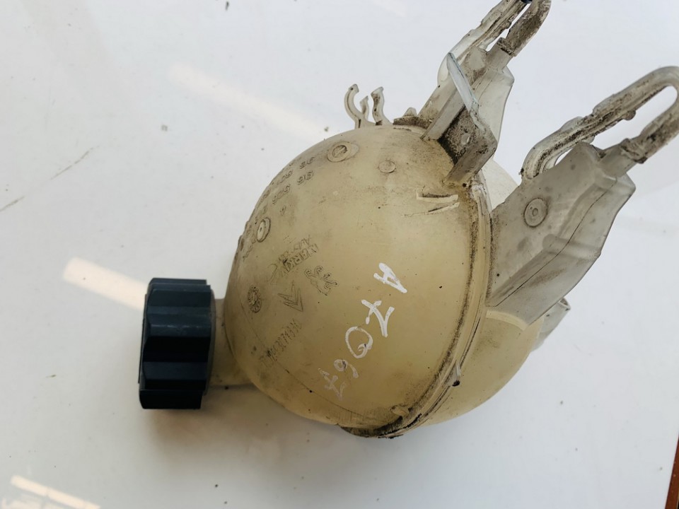 9652621280 9680163780 Expansion Tank coolant (RADIATOR EXPANSION TANK