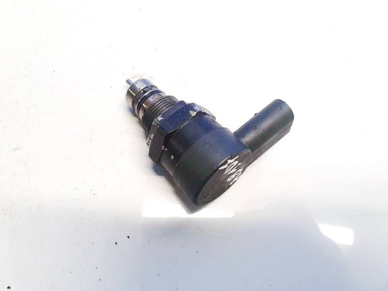 0281002481 BMW X5 2006 High pressure fuel line sensor - Thumbnail 3