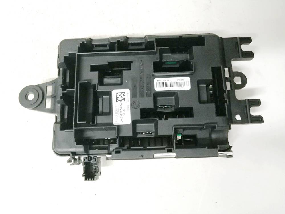 9337880 BMW 3-Series 2012 Saugikliu deze