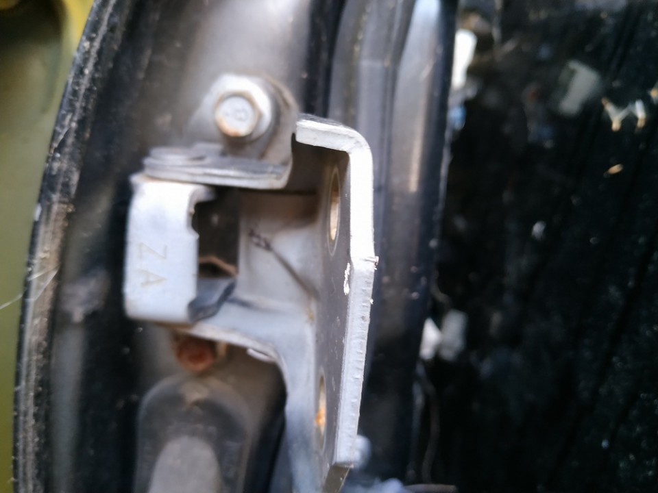 Subaru Legacy 2009 Priekiniu duru vyris P.