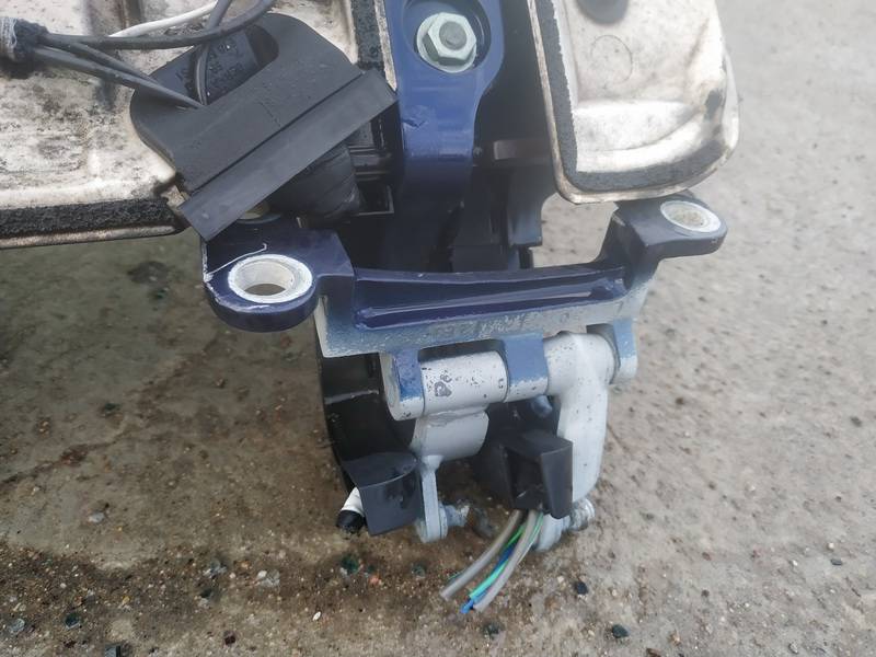 Porsche Cayenne 2003 Aizmugurējā vāka eņģe - AIZMUGURE PA KREISI - Thumbnail 2