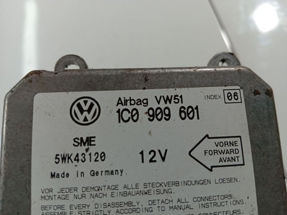 1C0909601 Volkswagen Bora 2002 SRS AIRBAG KOMPIUTERIS - ORO PAGALVIU VALDYMO BLOKAS - Thumbnail 4