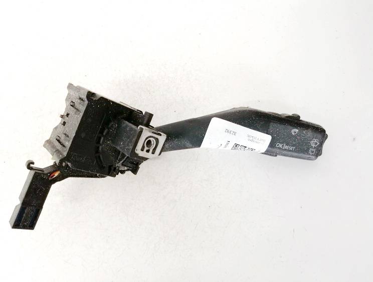 1K0953519A Skoda Octavia 2005 Wiper ARM STEERING COLUMN SWITCH