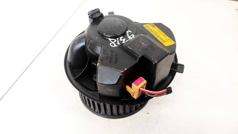 1K1820015C Volkswagen Touran 2005 Heater blower assy
